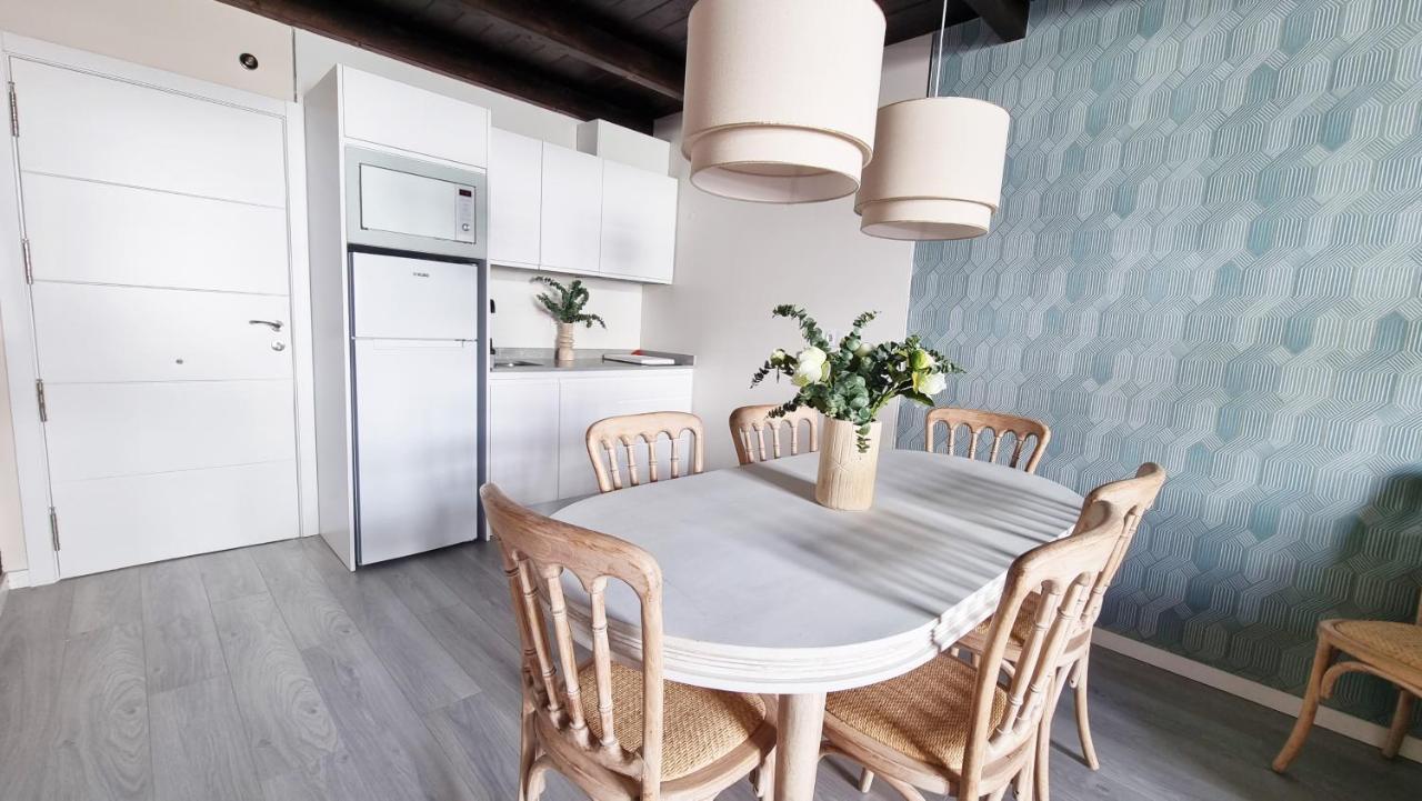 Apartamentos Albaicin Centro Suites 3000 กรานาดา ภายนอก รูปภาพ
