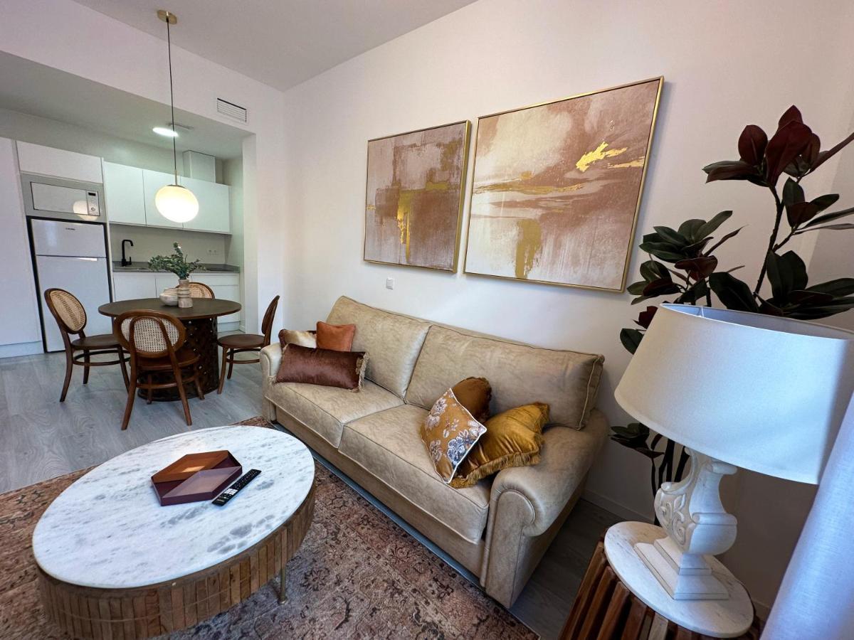 Apartamentos Albaicin Centro Suites 3000 กรานาดา ภายนอก รูปภาพ