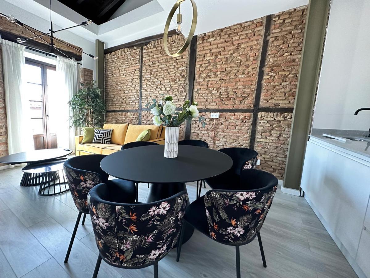 Apartamentos Albaicin Centro Suites 3000 กรานาดา ภายนอก รูปภาพ